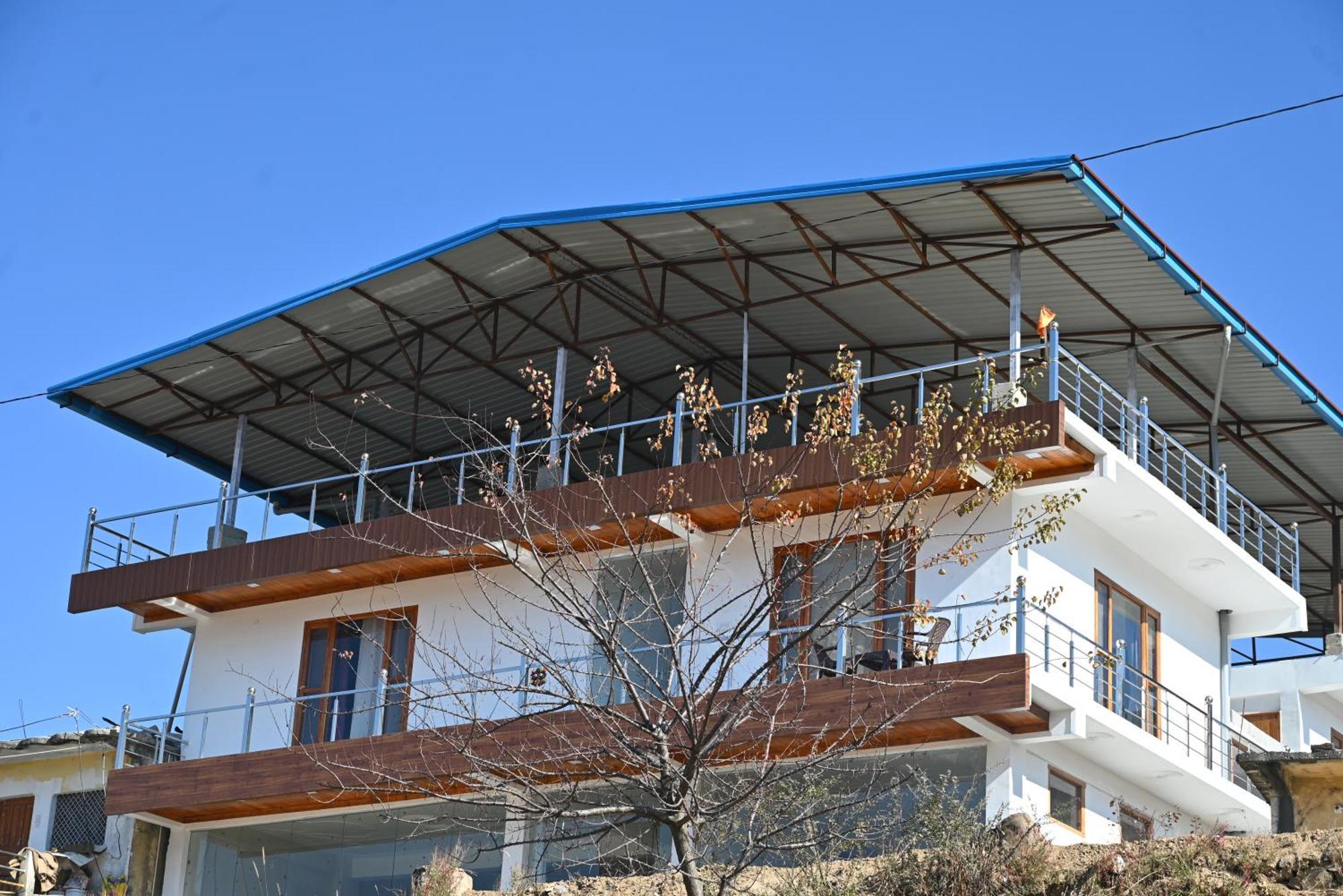 Himalayan Hill Top Resort كاناتال المظهر الخارجي الصورة