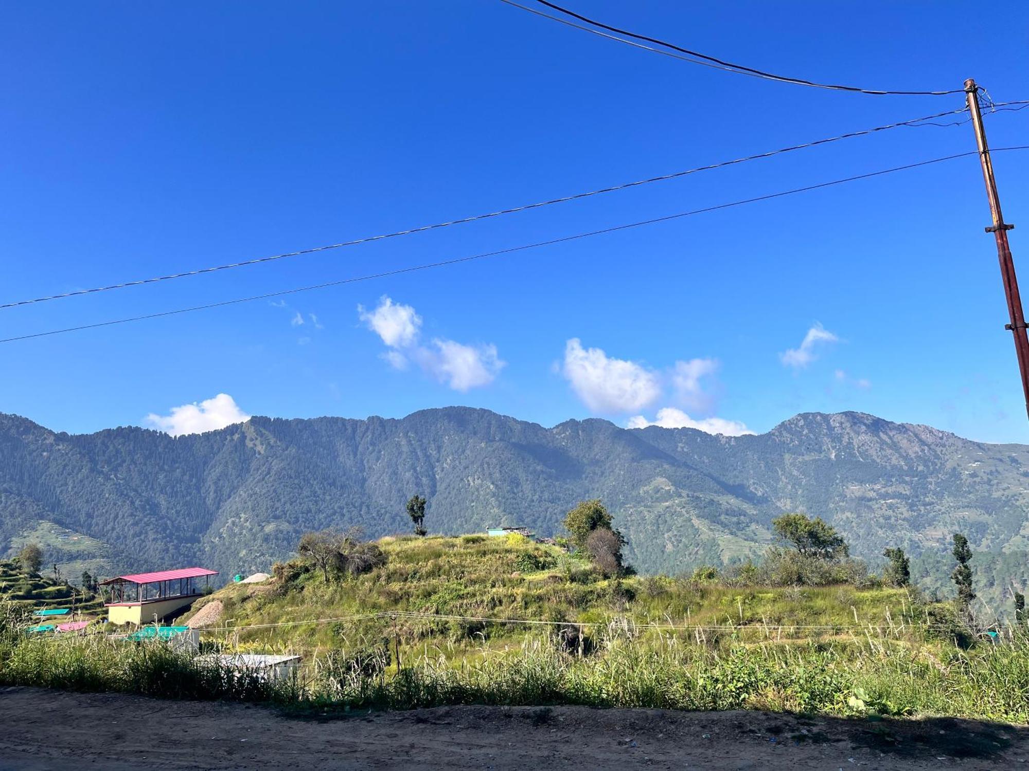 Himalayan Hill Top Resort كاناتال المظهر الخارجي الصورة