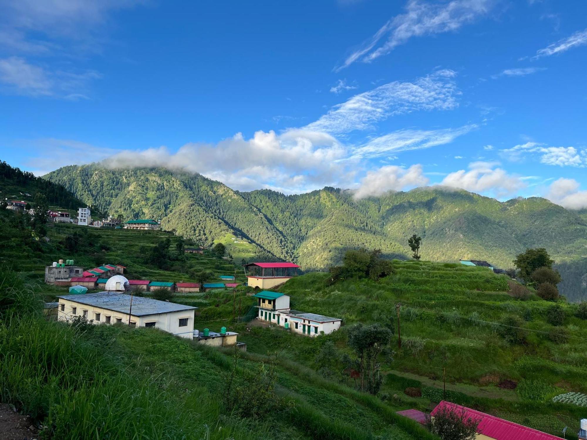 Himalayan Hill Top Resort كاناتال المظهر الخارجي الصورة